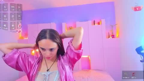Snapshot of angelikarose1 chatting on 02/24/25, 03:23 Angelika Rose online show from 02/24/25, 03:23