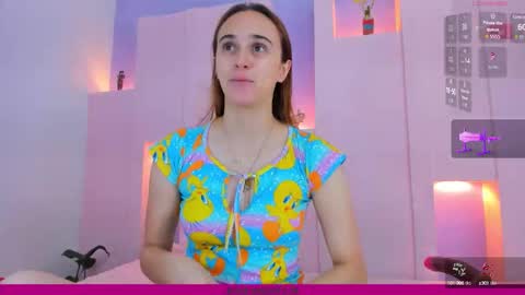Snapshot of angelikarose1 chatting on 09/26/25, 02:26 Angelika Rose online show from 09/26/25, 02:26