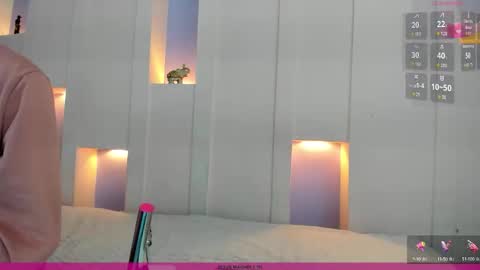 Snapshot of angelikarose1 chatting on 10/10/25, 03:05 Angelika Rose online show from 10/10/25, 03:05