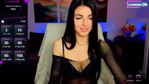 Snapshot of angelina_clark chatting on 05/06/26, 06:30 Angelina online show from 05/06/26, 06:30