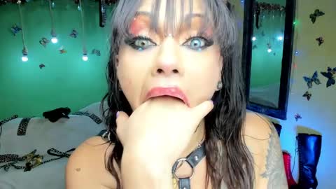 Snapshot of angelina_james_ chatting on 05/14/26, 10:49 Angelina online show from 05/14/26, 10:49