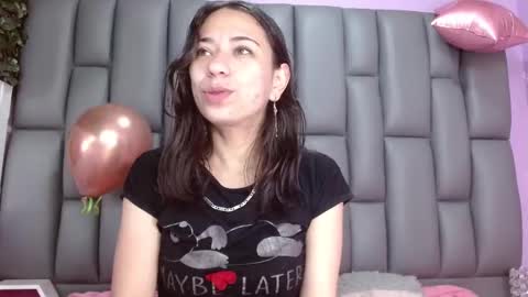 Snapshot of angelina_ny chatting on 09/22/25, 01:35 ANGELINA online show from 09/22/25, 01:35
