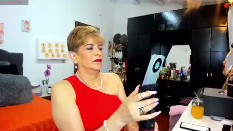 Snapshot of angelina_stone_65 chatting on 06/12/26, 11:46 Angelina online show from 06/12/26, 11:46
