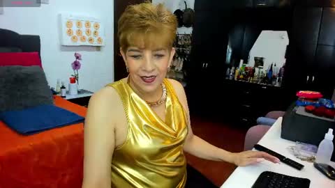 Snapshot of angelina_stone_65 chatting on 06/18/26, 12:22 Angelina online show from 06/18/26, 12:22