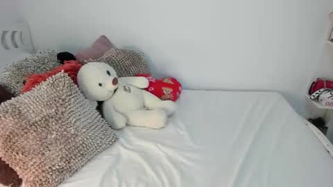 angeline online show from 03/03/26, 06:25