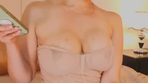 Angelina Dorian  online show from 05/22/26, 08:36