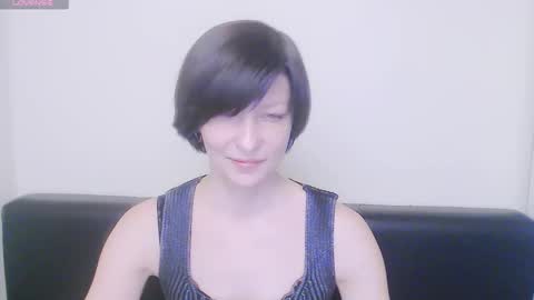 Angelina online show from 02/04/25, 10:54