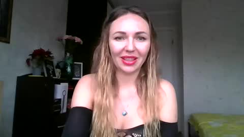 angelinalove28 online show from 12/19/25, 07:59