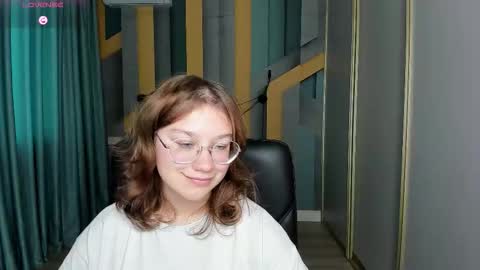 AngelinaLow online show from 10/30/25, 01:56