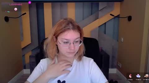 AngelinaLow online show from 01/12/26, 12:32