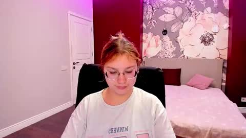 AngelinaLow online show from 02/23/26, 12:35