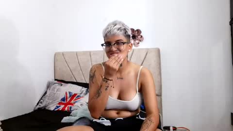 angelinandnini online show from 07/17/26, 03:35
