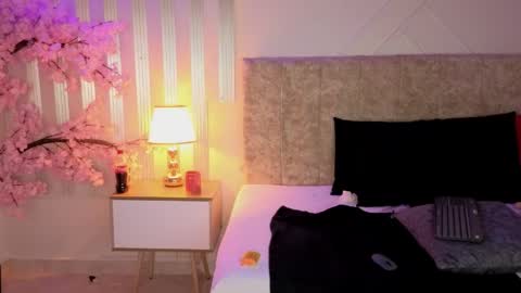 angelinarouse_ online show from 04/21/26, 12:45