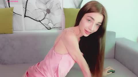 Snapshot of angelinawett chatting on 06/27/26, 02:01 Angelina online show from 06/27/26, 02:01