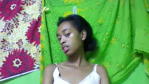 Snapshot of angeline221173 chatting on 05/07/26, 05:57 angeline221173 online show from 05/07/26, 05:57