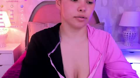 Snapshot of angeline__cute chatting on 05/07/26, 12:10 angeline online show from 05/07/26, 12:10
