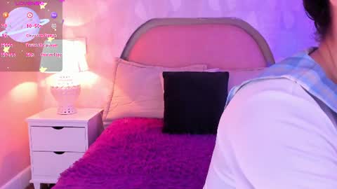 angeline online show from 06/30/26, 12:17