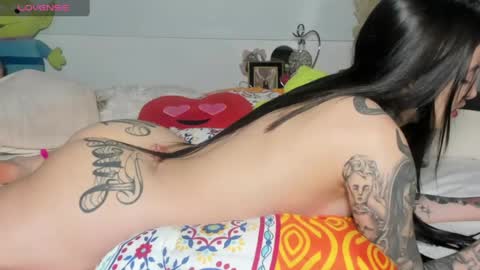 Angeline Smith  online show from 06/01/26, 06:04