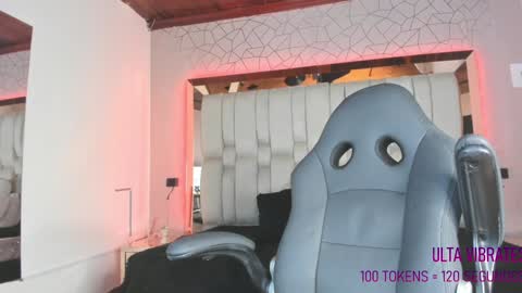 Angeline Heet online show from 12/11/24, 09:52