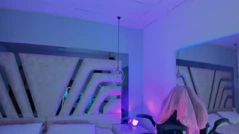 Angeline Heet online show from 09/16/25, 03:07