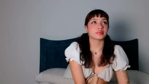 Angelinhaa  online show from 09/27/25, 12:15