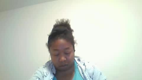 Snapshot of angeliquebelcaliz chatting on 01/18/25, 10:06 angeliquebelcaliz online show from 01/18/25, 10:06