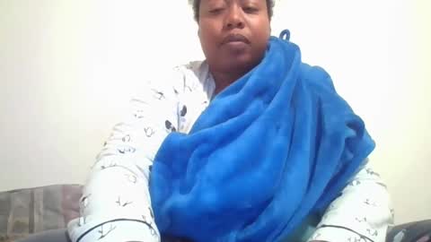 Snapshot of angeliquebelcaliz chatting on 01/19/25, 01:10 angeliquebelcaliz online show from 01/19/25, 01:10