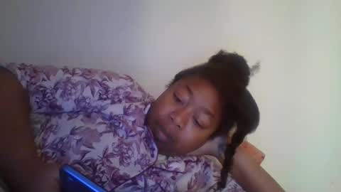 Snapshot of angeliquebelcaliz chatting on 01/25/25, 09:47 angeliquebelcaliz online show from 01/25/25, 09:47