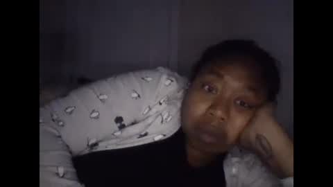 Snapshot of angeliquebelcaliz chatting on 02/21/25, 03:45 angeliquebelcaliz online show from 02/21/25, 03:45