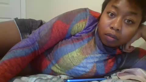 Snapshot of angeliquebelcaliz chatting on 02/21/25, 11:32 angeliquebelcaliz online show from 02/21/25, 11:32