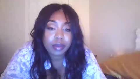 Snapshot of angeliquebelcaliz chatting on 09/24/25, 01:42 angeliquebelcaliz online show from 09/24/25, 01:42