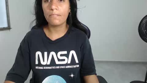 angela online show from 06/02/26, 07:16