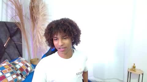 Angel online show from 11/10/25, 08:52