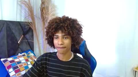 Angel online show from 11/11/25, 08:20