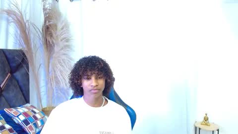 Angel online show from 11/27/25, 08:33