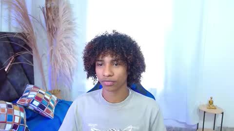 Angel online show from 12/02/25, 08:48