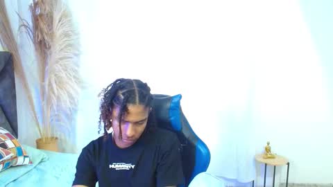 Angel online show from 12/16/25, 08:25