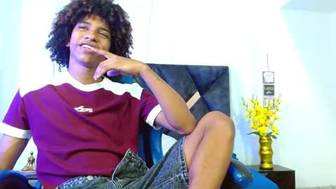 Snapshot of angell18_ chatting on 07/25/26, 08:50 Angel online show from 07/25/26, 08:50