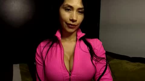  ANGELA ISABELLA  online show from 11/24/25, 11:48