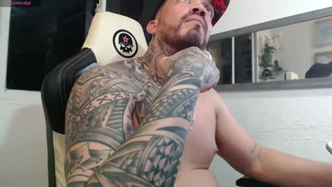 Snapshot of angellatino0 chatting on 12/20/24, 03:47 angellatino0 online show from 12/20/24, 03:47