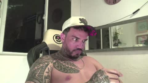 Snapshot of angellatino0 chatting on 12/28/24, 05:44 angellatino0 online show from 12/28/24, 05:44