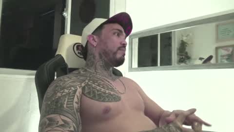 Snapshot of angellatino0 chatting on 01/03/25, 08:10 angellatino0 online show from 01/03/25, 08:10