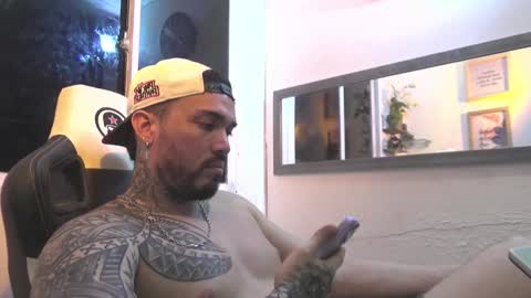 Snapshot of angellatino0 chatting on 01/04/25, 05:58 angellatino0 online show from 01/04/25, 05:58