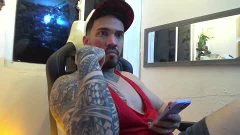 Snapshot of angellatino0 chatting on 01/10/25, 02:57 angellatino0 online show from 01/10/25, 02:57