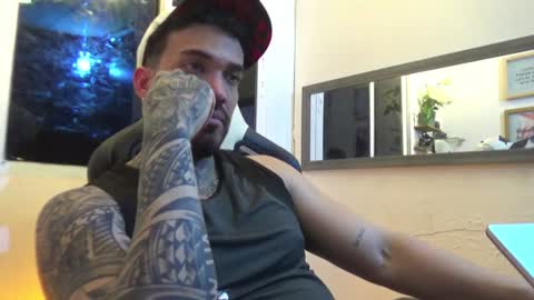 Snapshot of angellatino0 chatting on 01/16/25, 07:28 angellatino0 online show from 01/16/25, 07:28