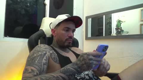 Snapshot of angellatino0 chatting on 01/31/25, 07:07 angellatino0 online show from 01/31/25, 07:07