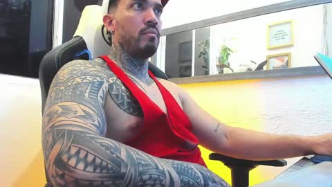 Snapshot of angellatino0 chatting on 02/07/25, 05:20 angellatino0 online show from 02/07/25, 05:20