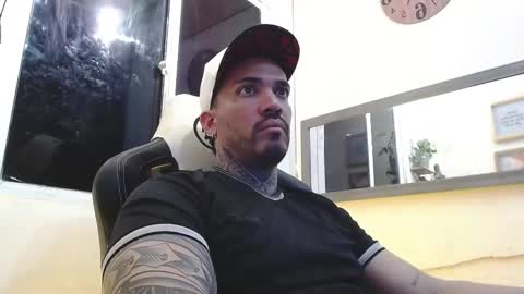 Snapshot of angellatino0 chatting on 02/20/25, 03:56 angellatino0 online show from 02/20/25, 03:56