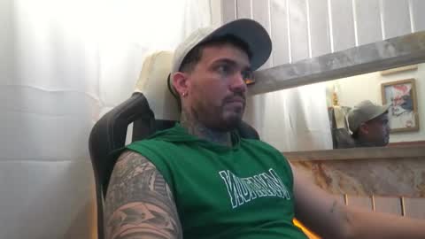 Snapshot of angellatino0 chatting on 09/27/25, 07:46 angellatino0 online show from 09/27/25, 07:46