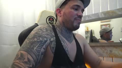 Snapshot of angellatino0 chatting on 10/15/25, 03:06 angellatino0 online show from 10/15/25, 03:06